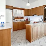 2 Bedroom Beautiful In Kamari Xylokastro * Kariotika Kamariou