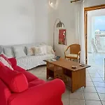 度假居 2 Bedroom Beautiful In Kamari Xylokastro *