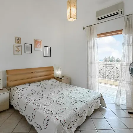 Lovely In Kamari Xylokastro