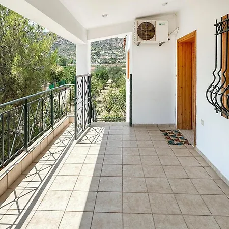 度假居 2 Bedroom Beautiful In Kamari Xylokastro
