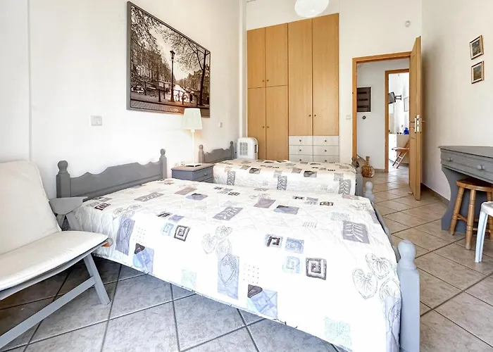 Lovely In Kamari Xylokastro Casa de Férias *